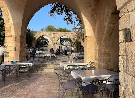 jordan/um-qais/restaurant/umm-qais-rest-house