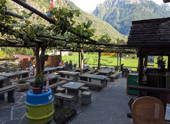 switzerland/ticino/restaurant/grotto-redorta
