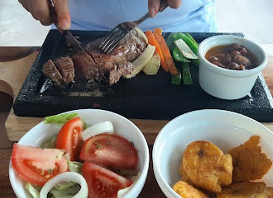 ecuador/napo-region/restaurant/casa-moa-ec