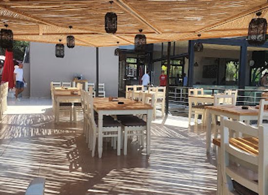 cyprus/kyrenia/lapta/restaurant/chill-beach-bar-restaurant