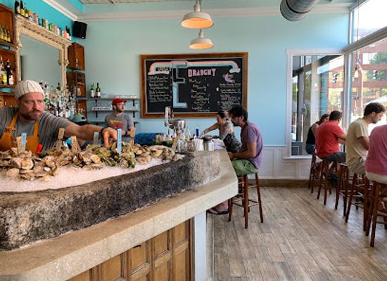 maine/portland/restaurant/eventide-oyster-co