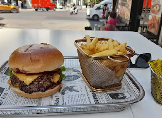 malta/central-region/restaurant/hungry-horse