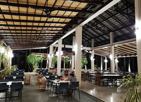 thailand/kanchanaburi/sai-yok/restaurant/pirom-park