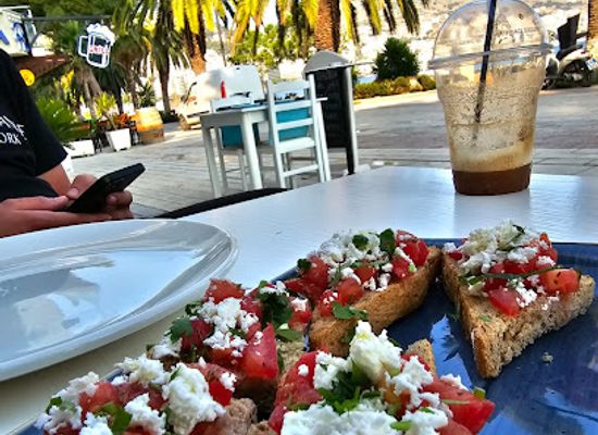 albania/southern-albania/restaurant/sophra-restaurant-saranda-traditional-albanian-cuisine