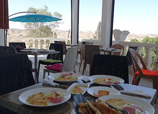 tunisia/the-matmata-mountains/restaurant/cafe-la-princesse