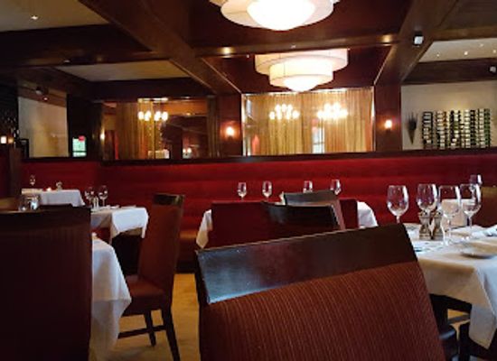 pennsylvania/pittsburgh/north-shore/restaurant/hyde-park-prime-steakhouse