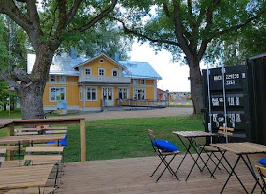 finland/pirkanmaa/restaurant/blokki-streetfood