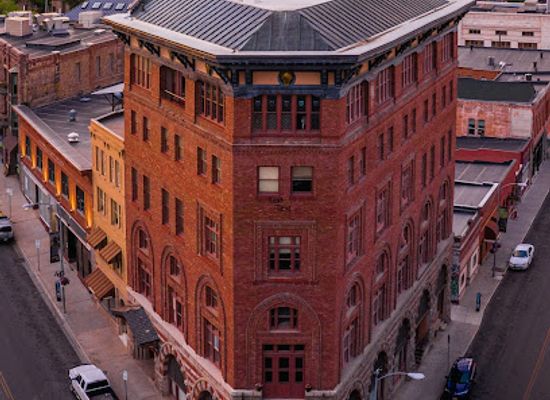 montana/southeastern-montana/restaurant/the-montana-club