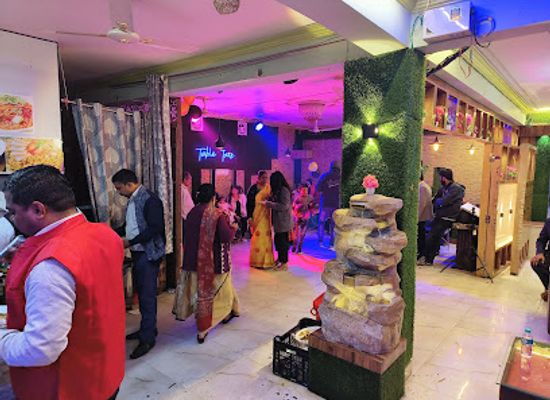 india/kanpur/saket-nagar/restaurant/table-talk-restaurant