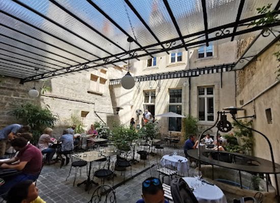 france/dijon/restaurant/dr-wine