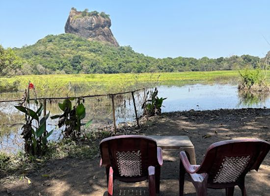 sri-lanka/sigiriya/restaurant/sigiriya-lion-face