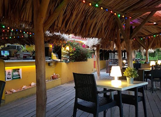 curacao/playa-santa-cruz/restaurant/bahia-beach-bar-restaurant