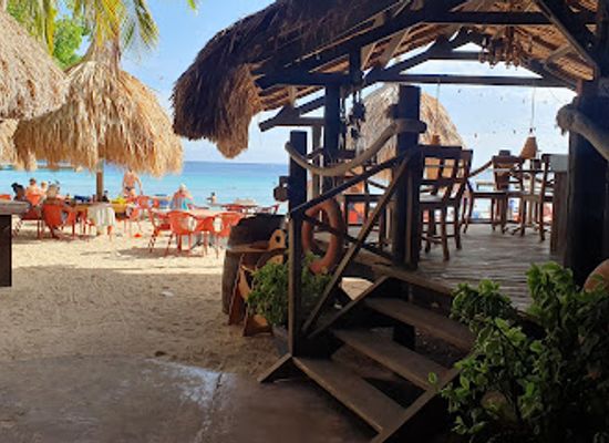 curacao/playa-jeremi/restaurant/pirate-bay-curacao-beach-club-and-restaurant