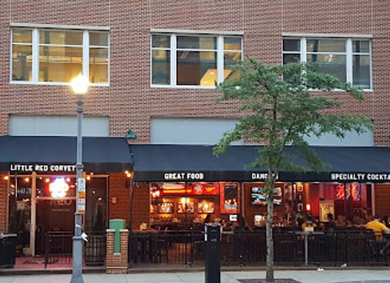 pennsylvania/pittsburgh/north-shore/restaurant/little-red-corvette-80s-and-90s-kitchen-bar