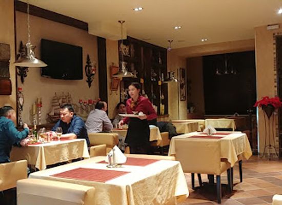 mongolia/ikh-nuur-basin/restaurant/cozy-nomads-restaurant