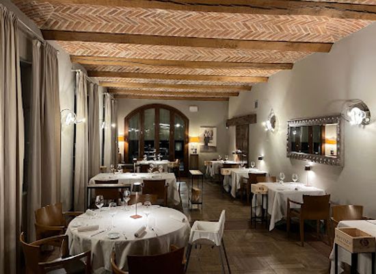 italy/roero/restaurant/villa-tiboldi