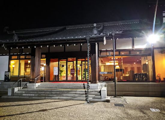 japan/nara/restaurant/main-dining-room-mikasa