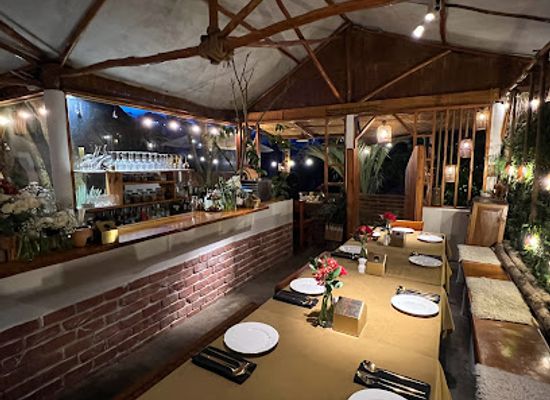 vietnam/dalat/da-lat-center/restaurant/chill-chill-eatery