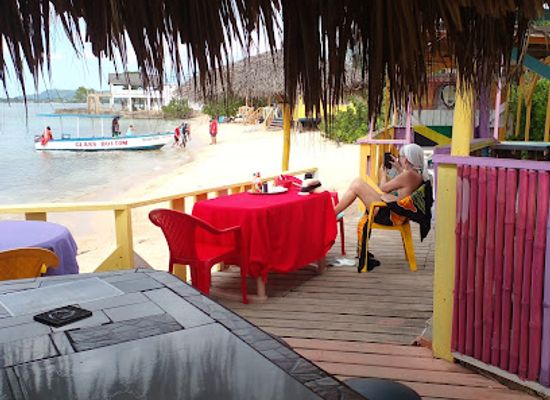 jamaica/negril-area/restaurant/quality-s-seabreeze-restaurant-bar