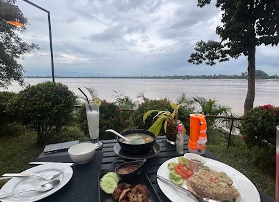 laos/champasak-cultural-landscape/restaurant/the-river-resort-restaurant
