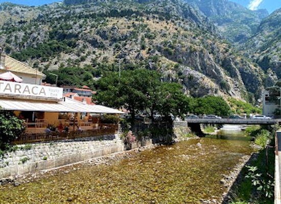 montenegro/lim-river-valley/restaurant/restobar-taraca