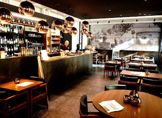 belgium/land-of-waas/restaurant/walburg-castle