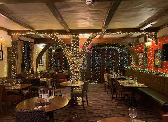 united-kingdom/middlesex/restaurant/three-magpies