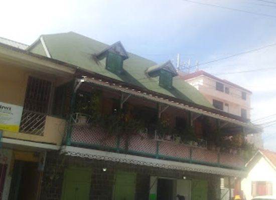 dominica/roseau/restaurant/starline-ital-kitchen