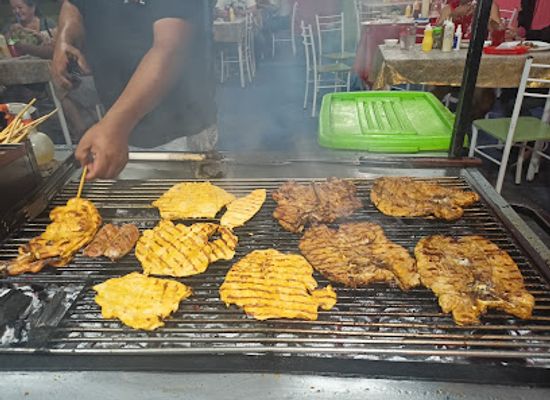 ecuador/morona-santiago-region/restaurant/pinchos-el-gordito-del-sabor