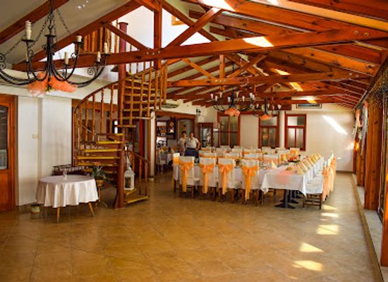 hungary/central-transdanubia/restaurant/vertes-vendeglo