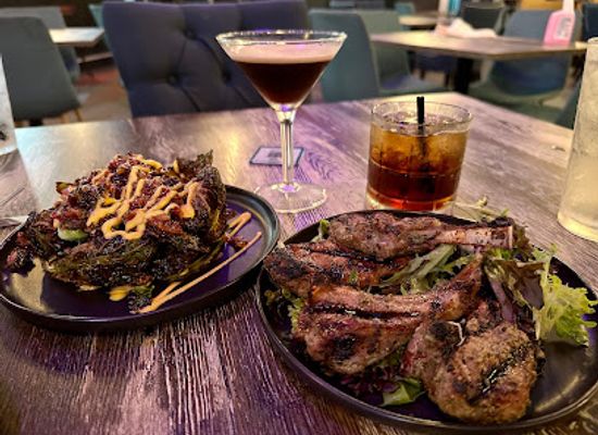 florida/fort-lauderdale/downtown-fort-lauderdale/restaurant/here-and-now-modern-tapas-craft-cocktails