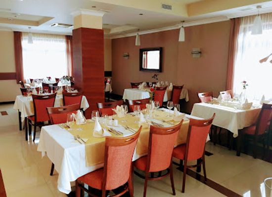 slovakia/zahorie/restaurant/hotel-karpaty