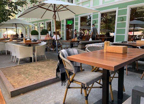ukraine/black-sea-coast/restaurant/kinza