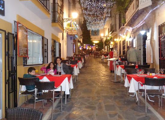 spain/marbella/restaurant/el-patio-de-mariscal