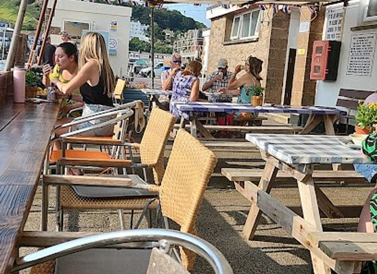 jersey/grouville/restaurant/cafe-du-port-pier