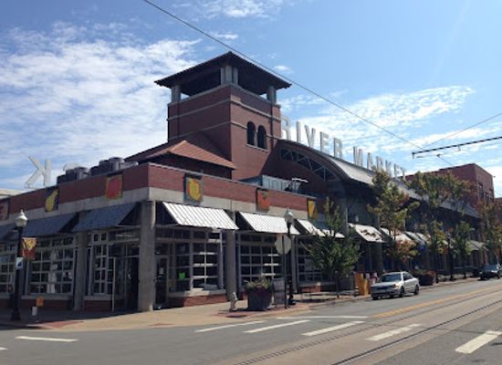 arkansas/little-rock/restaurant/little-rock-river-market
