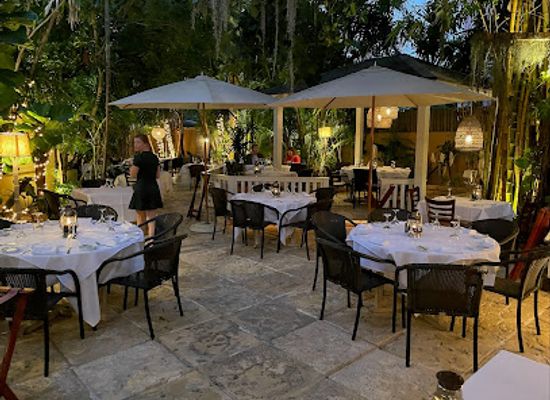 the-bahamas/inagua/restaurant/cafe-matisse