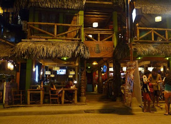 ecuador/montanita-beach/restaurant/tiki-limbo