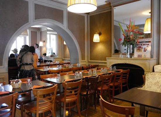 france/versailles/chateau-de-versailles/restaurant/restaurant-la-tour