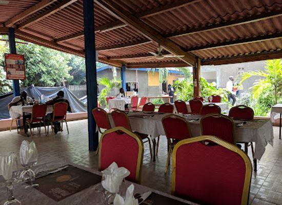 cote-d-ivoire/yamoussoukro/restaurant/restaurant-hotel-hollywood-chez-georges