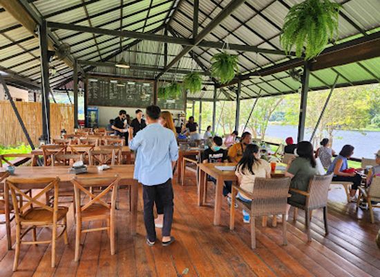 thailand/kanchanaburi/restaurant/lakeview-cafe-and-restaurant