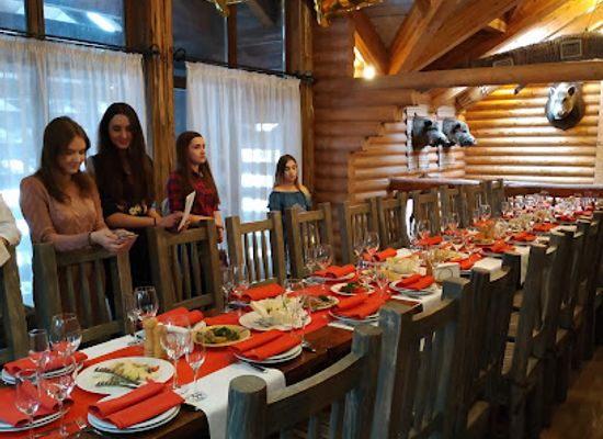 ukraine/donetsk/restaurant/etno-restoran-e-moyo