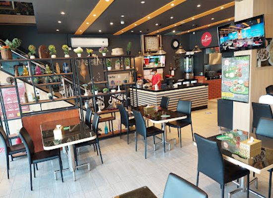 saudi-arabia/dammam/restaurant/red-table-restaurant-abdullah-fouad-branch