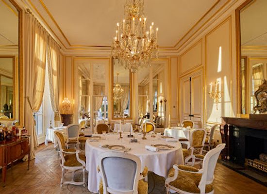 france/versailles/restaurant/restaurant-alain-ducasse-le-grand-controle