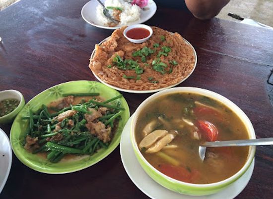 thailand/kanchanaburi/sai-yok/restaurant/khrua-sakon