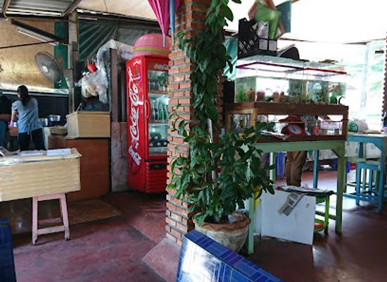 thailand/ranong/restaurant/mr-jak-s-green-papaya-salad-village