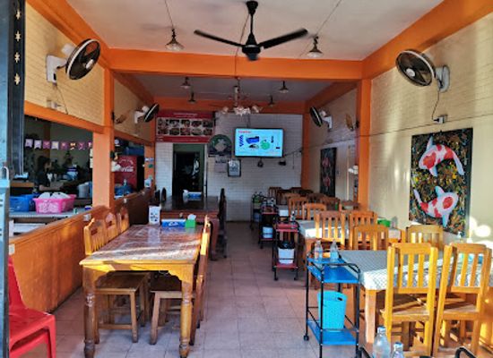 thailand/nan/restaurant/non-loet-rot