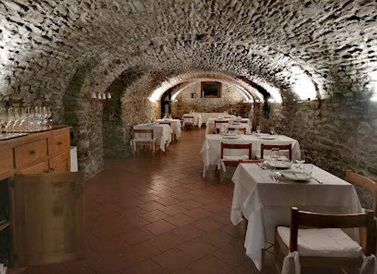 italy/lunigiana/restaurant/ristorante-locanda-ca-del-moro