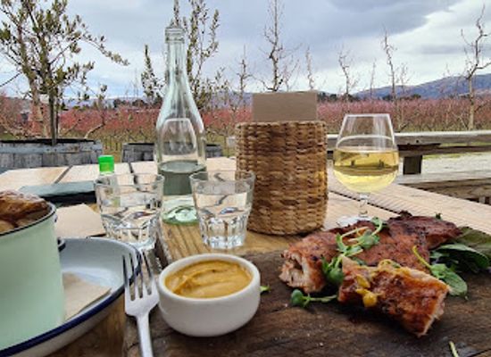 new-zealand/otago/restaurant/the-stoaker-room-cromwell