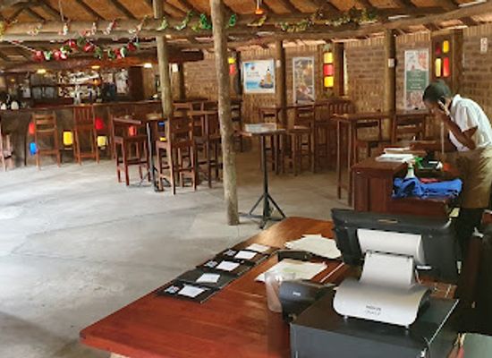 botswana/maun/restaurant/the-boma-restaurant-riverview-bar